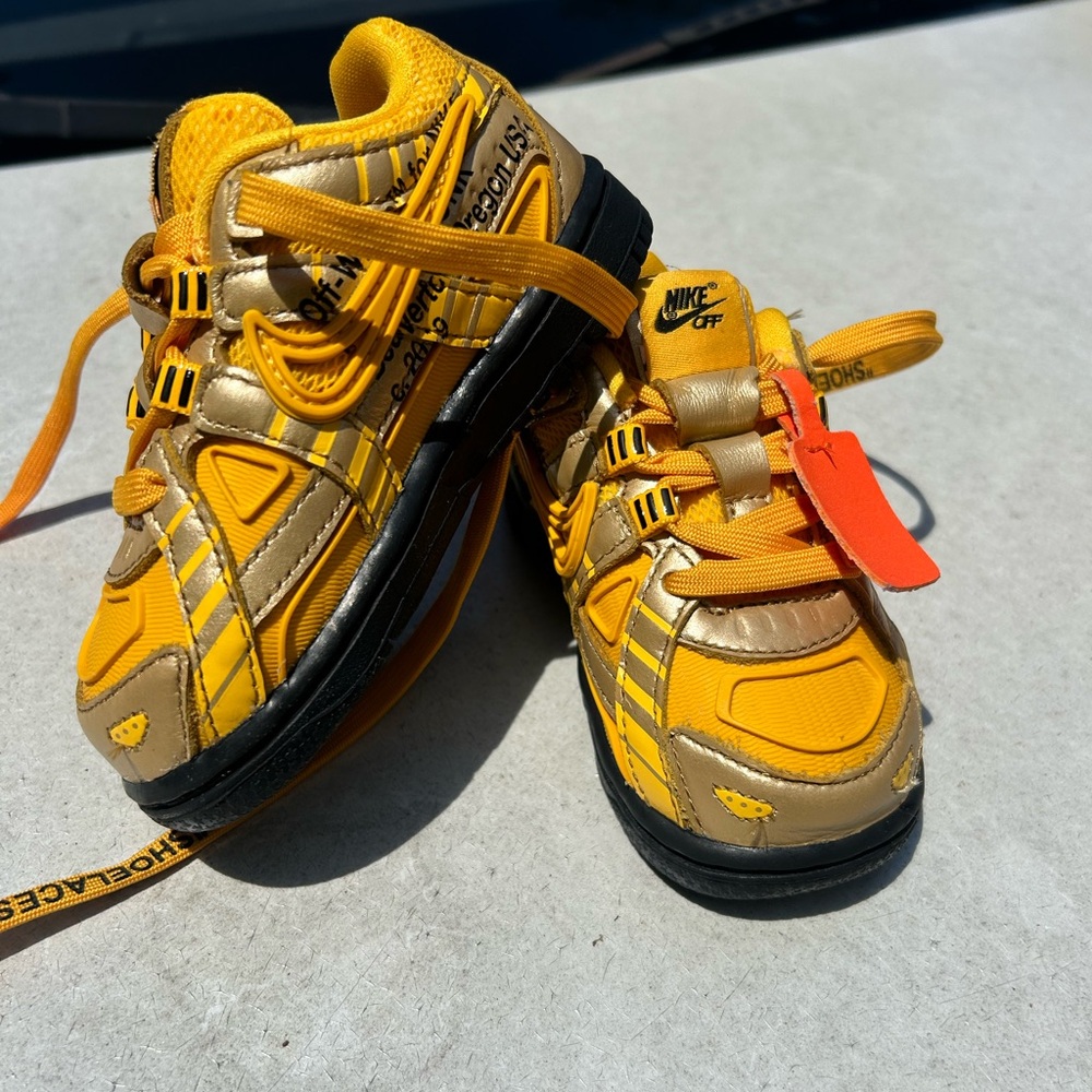 Toddler 6c shoes JORDANS NIKE OFF-WHITE